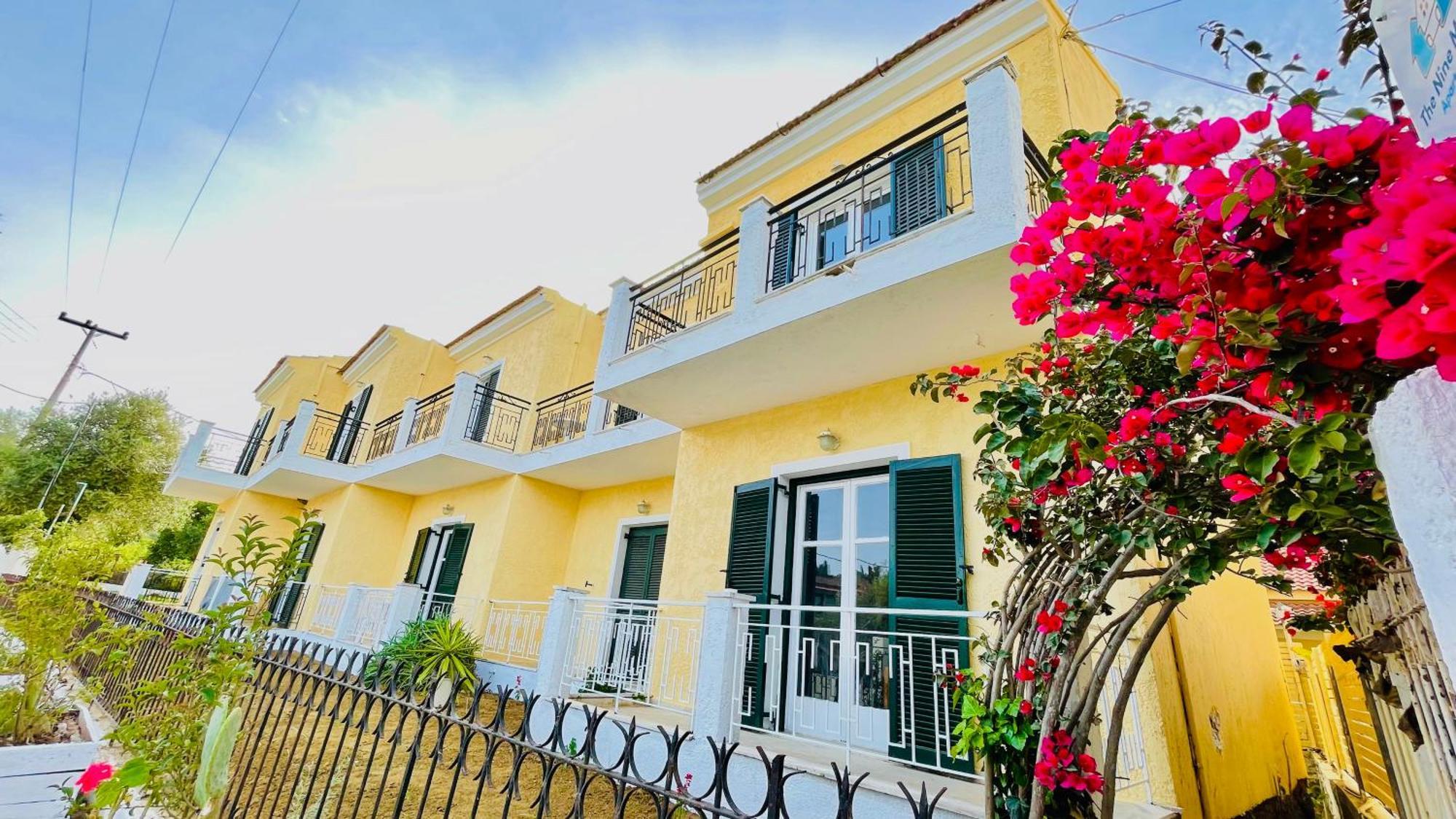 Kavos Aparthotel Екстер'єр фото